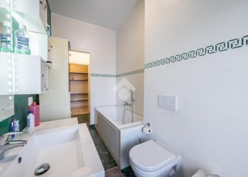 Four-room apartment Via Rivoluzione D'Ottobre, Reggio nell'Emilia - photo 29