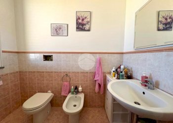 Four-room apartment Via Orsoleto, Rimini - photo 13