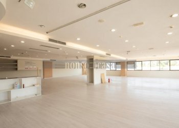 LOCALE - Show room Via delle Querce 255, Assisi - photo 1