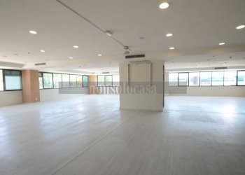 LOCALE - Show room Via delle Querce 255, Assisi - foto 7