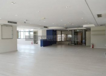 LOCALE - Show room Via delle Querce 255, Assisi - foto 9