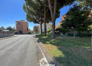 2 - Box Piazza Nenni 18, Pietra Ligure - foto 3
