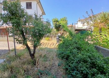 Giardino 5 - Four-room apartment Viale Amerigo Vespucci, Rosignano Marittimo - photo 5