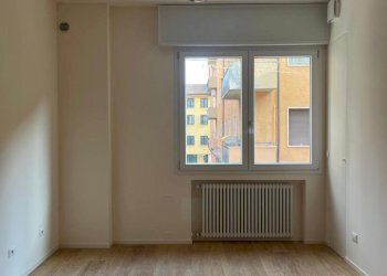 Fin 4 - Two-room apartment Via Capo di Lucca 48, Bologna (neighborhood Centro Storico) - photo 5