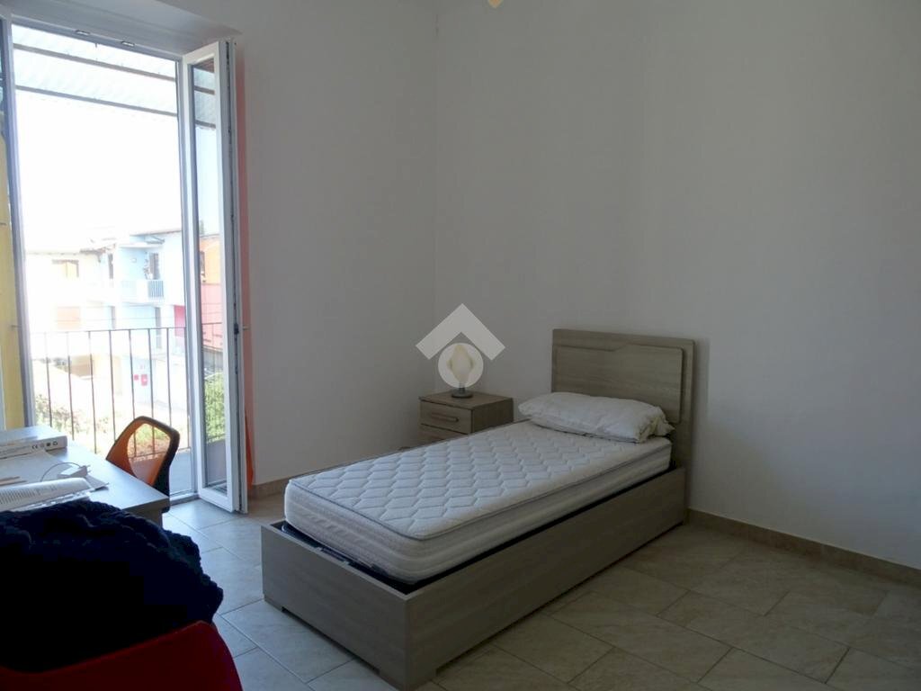 Four-room apartment Via Bellini, Alessandria - photo 1