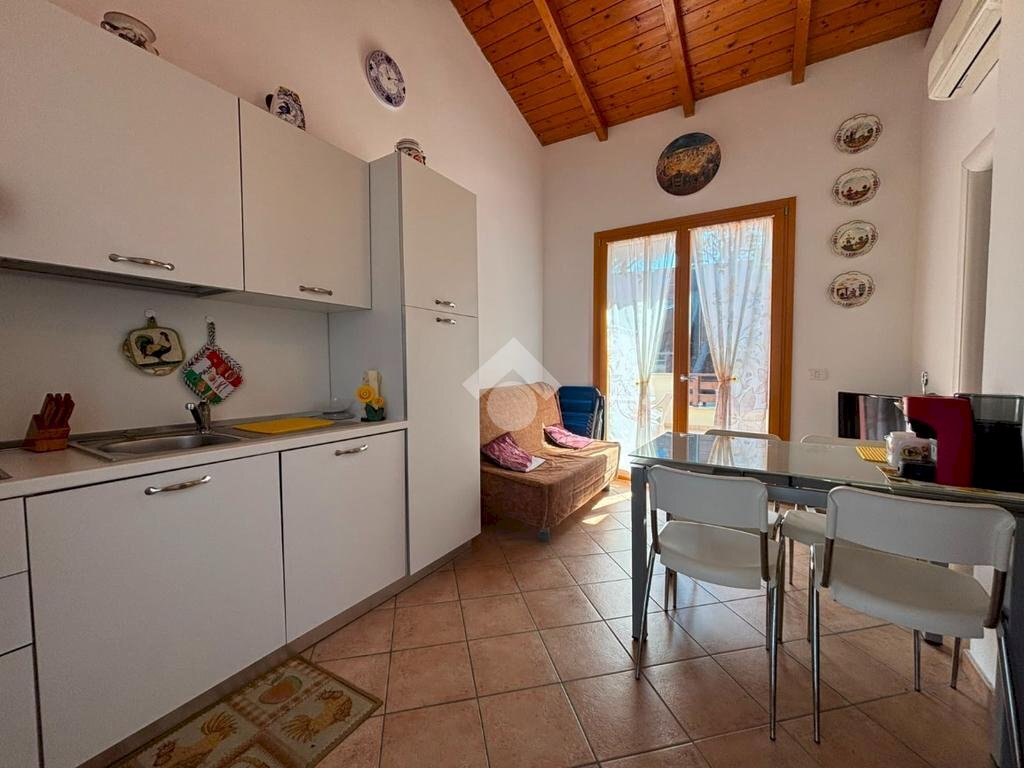 Three-room apartment Viale delle altee, Ravenna (neighborhood Marina Romea) - photo 1