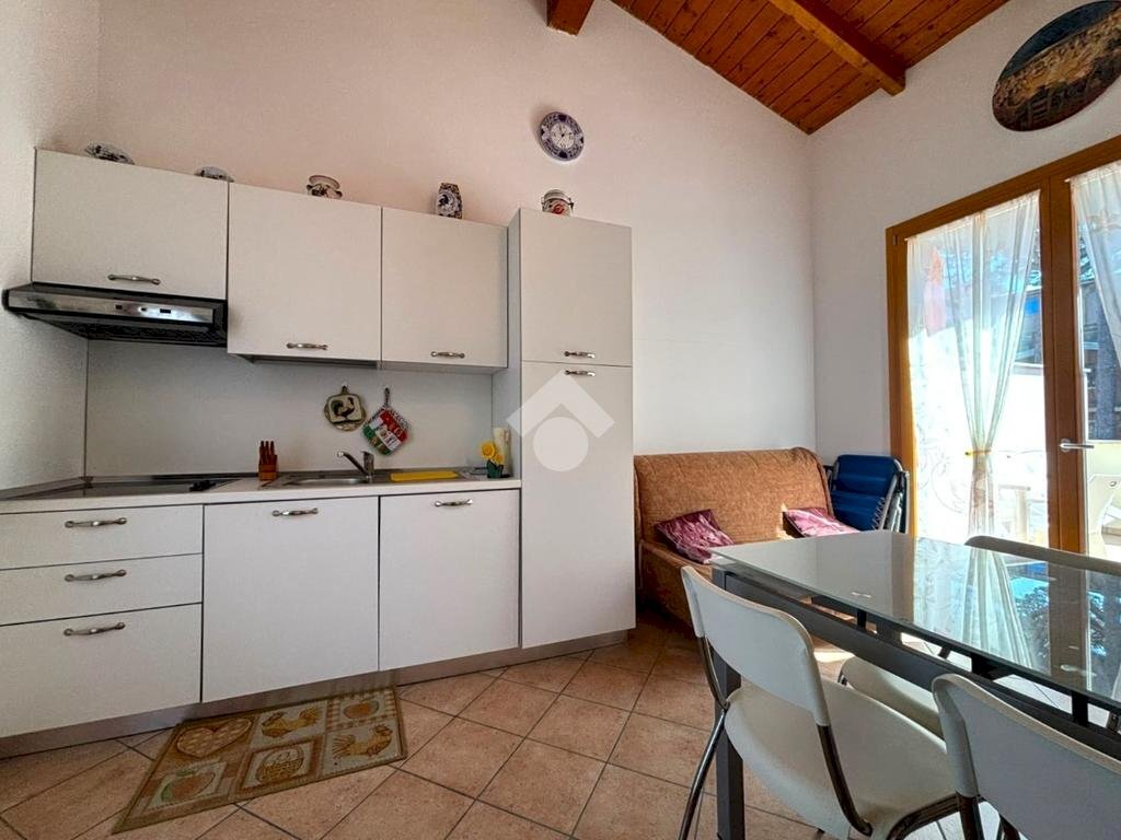 Three-room apartment Viale delle altee, Ravenna (neighborhood Marina Romea) - photo 3