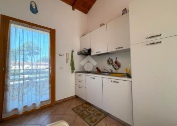 Three-room apartment Viale delle altee, Ravenna (neighborhood Marina Romea) - photo 4