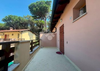 Three-room apartment Viale delle altee, Ravenna (neighborhood Marina Romea) - photo 17