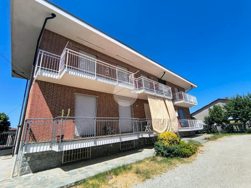 Four-room apartment Frazione Veglia, Cherasco - photo 1