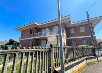Four-room apartment Frazione Veglia, Cherasco - photo 2