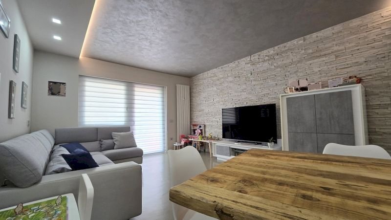 Appartamento Via Chambery, Aosta - foto 1