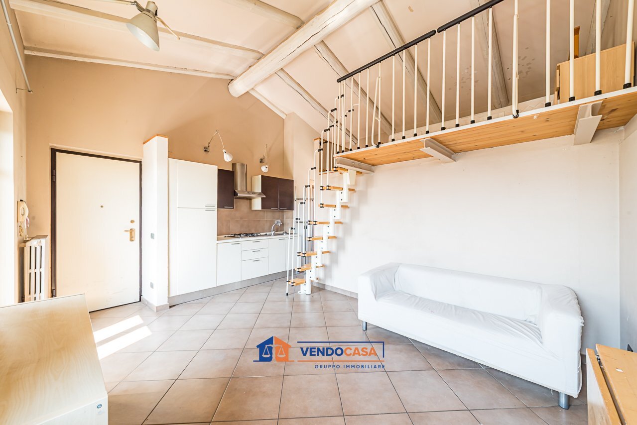 One-room apartment Santa Vittoria d'Alba - photo 1