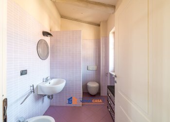 One-room apartment Santa Vittoria d'Alba - photo 14