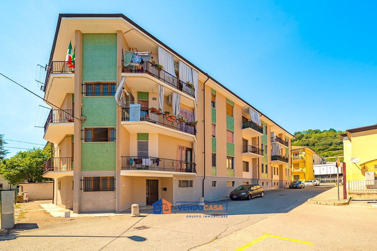 Three-room apartment Santa Vittoria d'Alba - photo 1