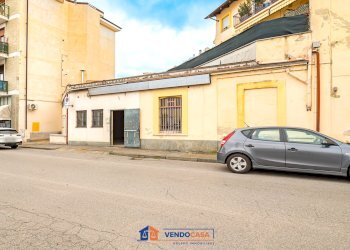 Commercial Premises Bra - photo 2