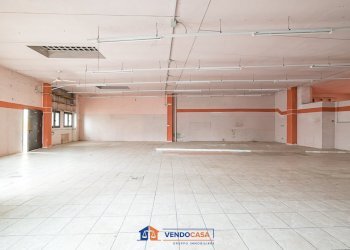 Commercial Premises Bra - photo 9
