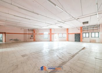 Commercial Premises Bra - photo 12