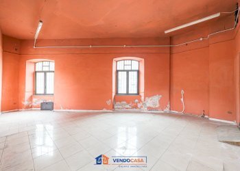Commercial Premises Bra - photo 22