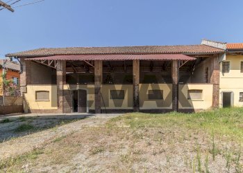 Casale Via Santo Stefano, 15 
 Santhià, Santhià - photo 2
