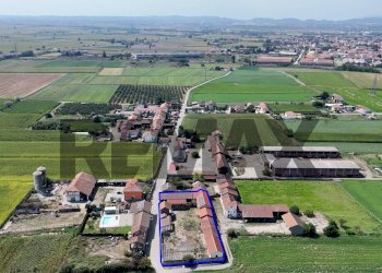 Casale Via Santo Stefano, 15 
 Santhià, Santhià - photo 32