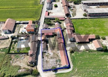 Casale Via Santo Stefano, 15 
 Santhià, Santhià - photo 33