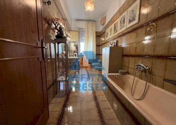 Foto 21 - Four-room apartment Empoli - photo 21