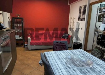 Sala da pranzo - Bilocale Via Simone Neri
33, Mascali - foto 9