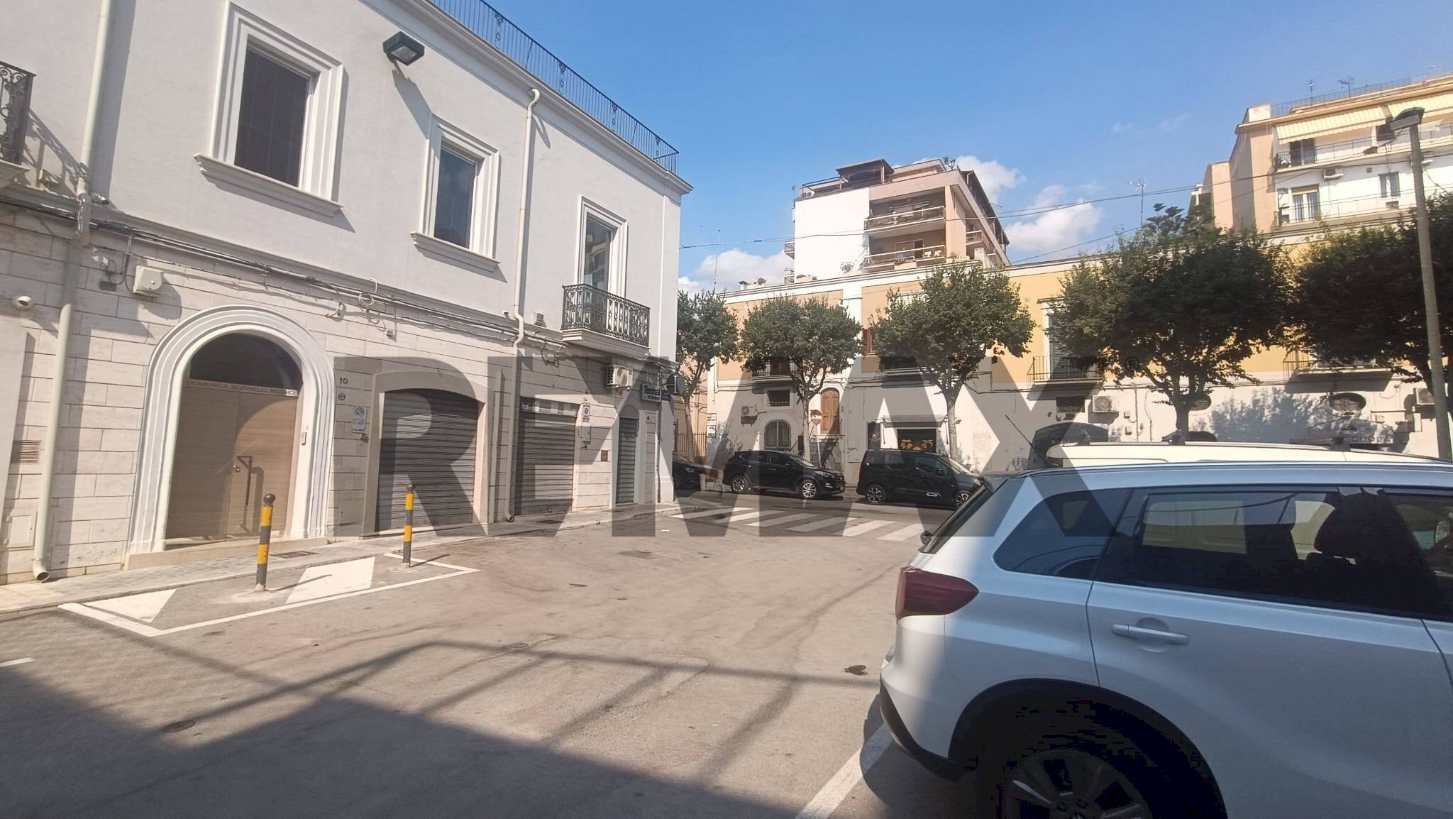 Edificio all\'aperto - Casa indipendente Largo Moschillo
 
17, Manfredonia - foto 1