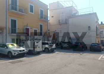 Edificio all\'aperto - Casa indipendente Largo Moschillo
 
17, Manfredonia - foto 2