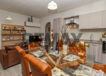 Sala da pranzo - Bilocale via Cesare Battisti
 
215, Abano Terme - foto 5
