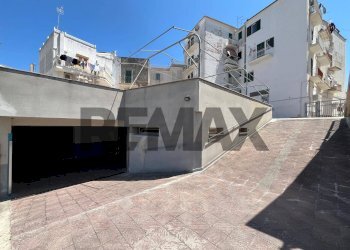 Edificio all\'aperto - Box Viale XXIV Maggio
 
snc, Vieste - foto 1