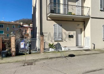 Edificio all\'aperto - Three-room apartment Via unità
 
26, Salsomaggiore Terme - photo 38