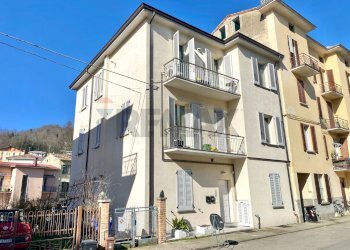 Edificio all\'aperto - Three-room apartment Via unità
 
26, Salsomaggiore Terme - photo 41