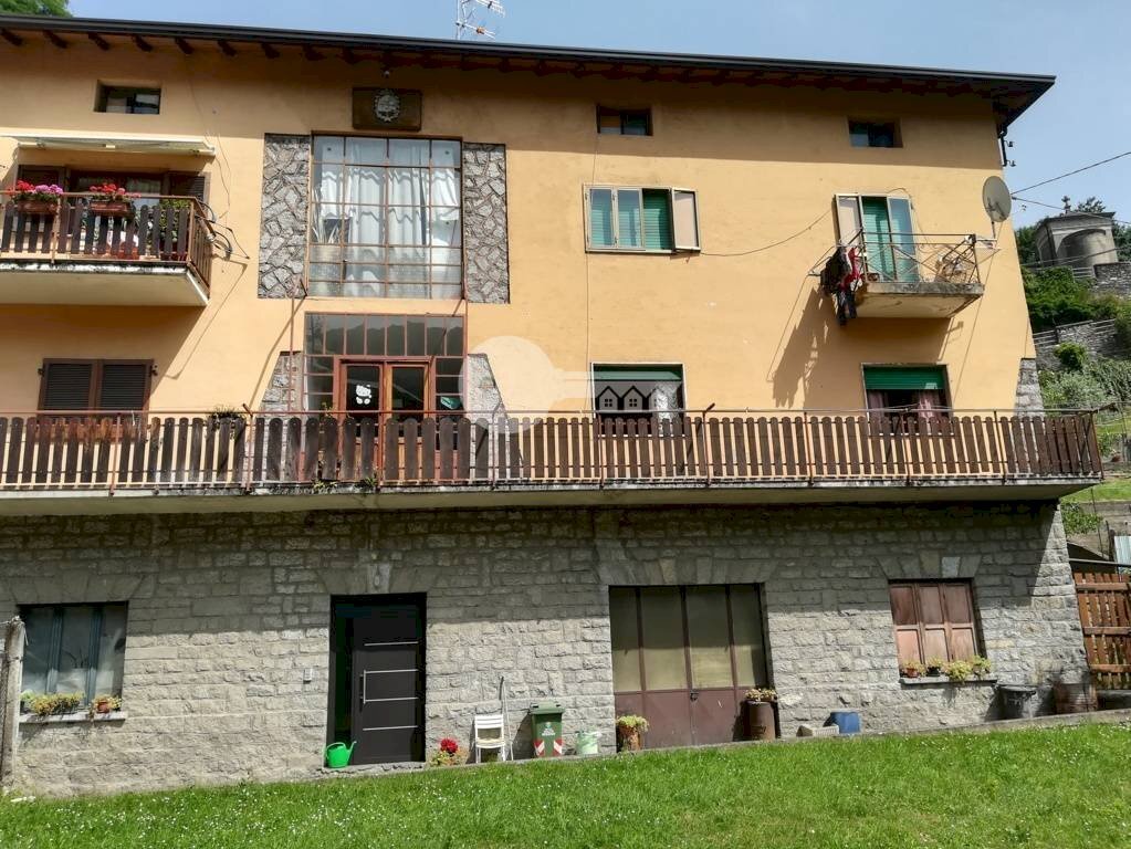 Foto 2 - Trilocale Via Mercato
3, Cedegolo - foto 2