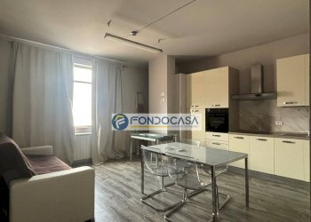 Soggiorno - Three-room apartment via cavour, Carrara - photo 10
