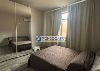 Camera matrimoniale - Three-room apartment via cavour, Carrara - photo 17
