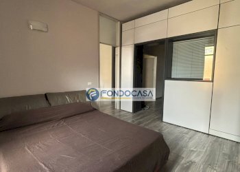Camera matrimoniale - Three-room apartment via cavour, Carrara - photo 19