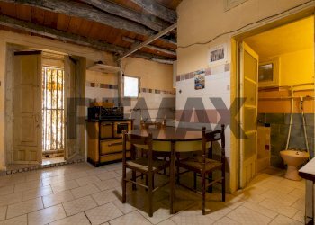 Sala da pranzo - Casa indipendente Contrada Cicimia
 
snc, Chiaramonte Gulfi - foto 35
