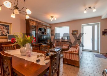 Sala da pranzo - Villa via Palmiro Togliatti
 
46/A, Ragusa - photo 9