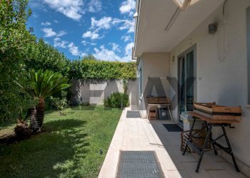 Terrazza - Villa via Palmiro Togliatti
 
46/A, Ragusa - photo 48