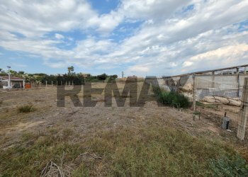 Vista delle montagne - Terreno edificabile VIA RIVIERA LANTERNA
363, Vittoria - foto 15