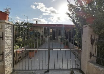 Balcone - Villa Via Guatemala
 
1, Vittoria - foto 4