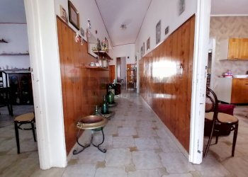 Hall / corridoio - Villa Via Guatemala
 
1, Vittoria - foto 16