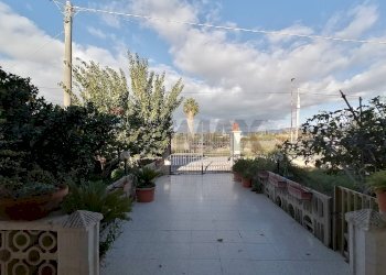 Terrazza - Villa Via Guatemala
 
1, Vittoria - foto 27