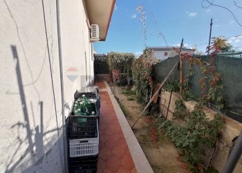 Giardino - Villa Via Guatemala
 
1, Vittoria - foto 29