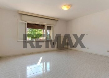 Stanza vuota - Semi-detached house Via Piave Nuovo
 
14, Jesolo - photo 4