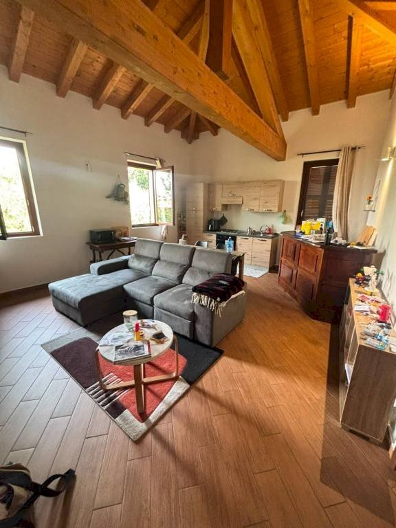 Salone - Attic via Trieste, 5, Casciago - photo 1