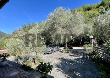 Small Villa via Vittorio Veneto, 56 
 Borzonasca, Borzonasca - photo 32