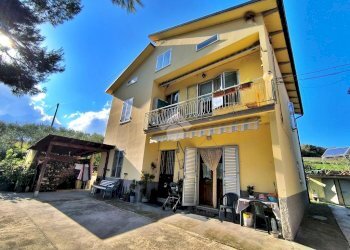 Independent house via Marrone, Tavullia - photo 1